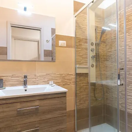 Casa Degli Artigiani-attico Con Vista * Oristano
