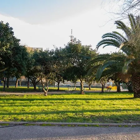 Casa Degli Artigiani-attico Con Vista Lejlighed Oristano